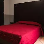 מלון D'este 3*