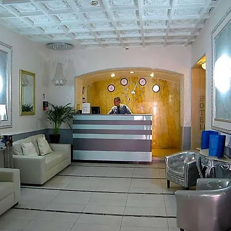 D'este Hotel 3*